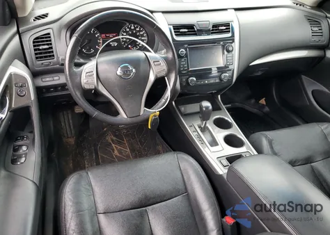 2015 Nissan Altima 2.5 z USA, uszkodzony, nr VIN 1N4AL3AP6FC150524